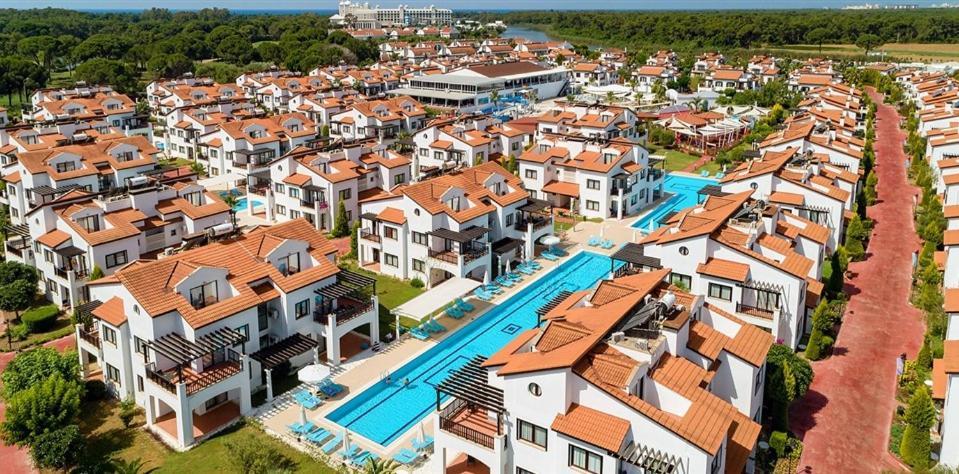Fun&Sun Two Villas For Big Families ベレキ エクステリア 写真