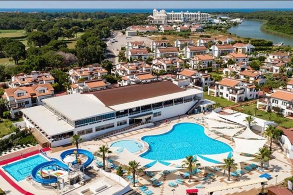 Fun&Sun Two Villas For Big Families ベレキ エクステリア 写真