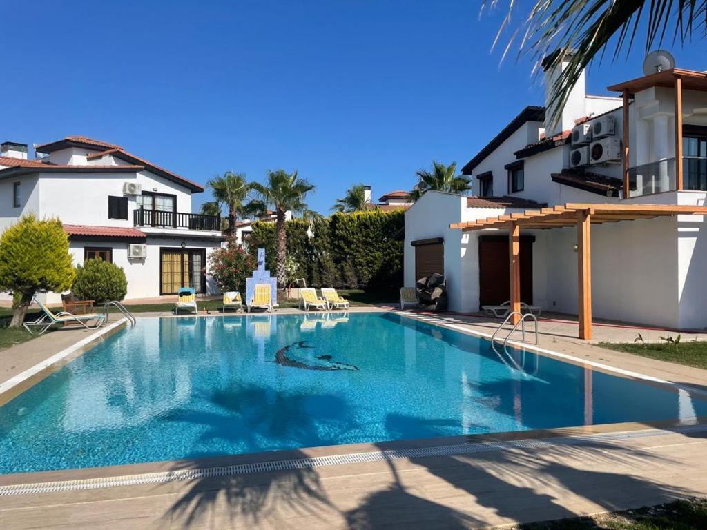 Fun&Sun Two Villas For Big Families ベレキ エクステリア 写真