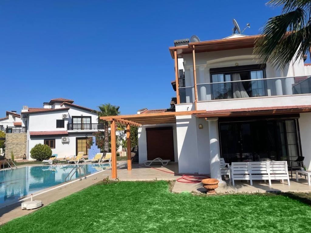 Fun&Sun Two Villas For Big Families ベレキ エクステリア 写真